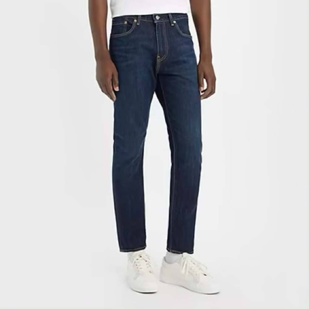 🎀5/$25 Men’s Levi’s 512 slim taper fit jeans size 32 x 32